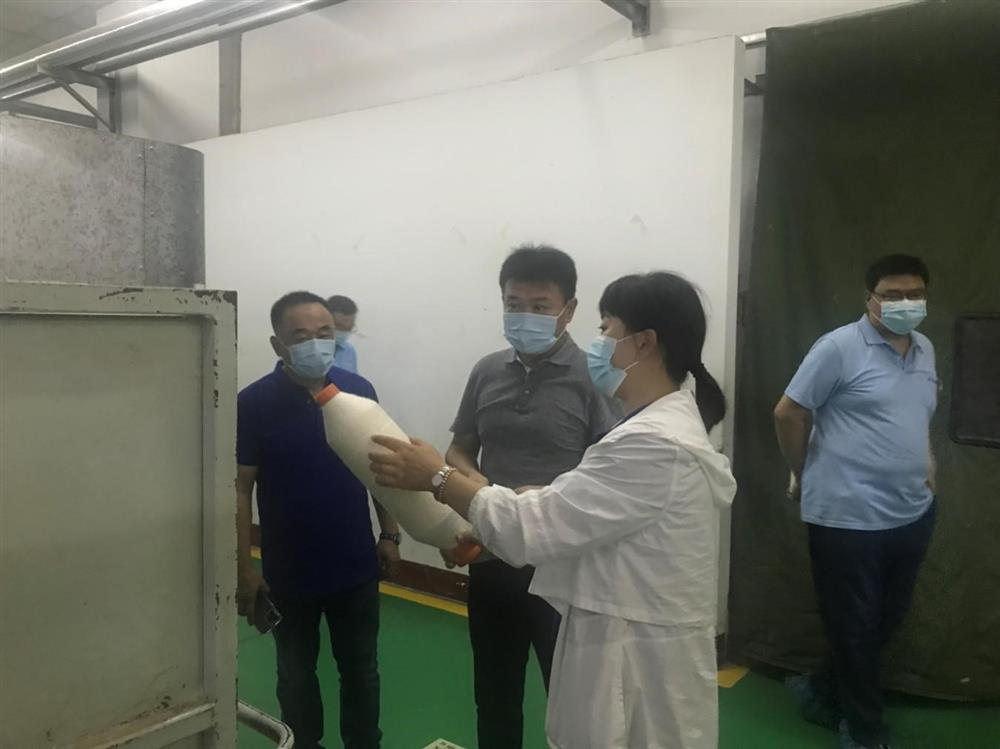 济南产发团体纪委布告卢刚赴元首团体 平阴纺织财产园调研